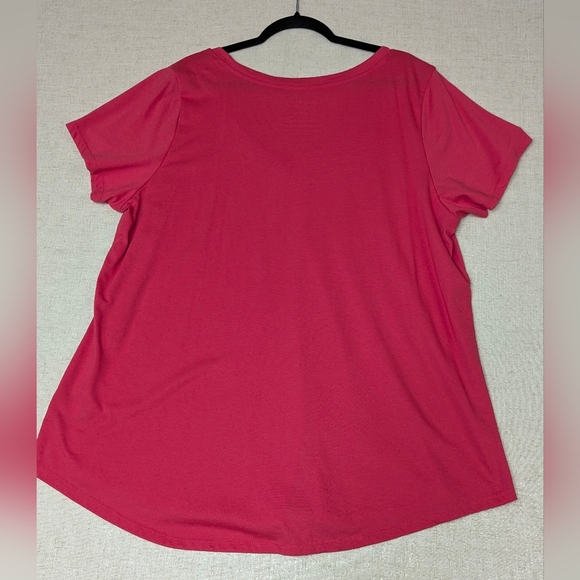 Torrid Classic Fit V-Neck Tee Pink High Low Curved Hem Plus Size 3 3X 22/24 - Picture 7 of 8